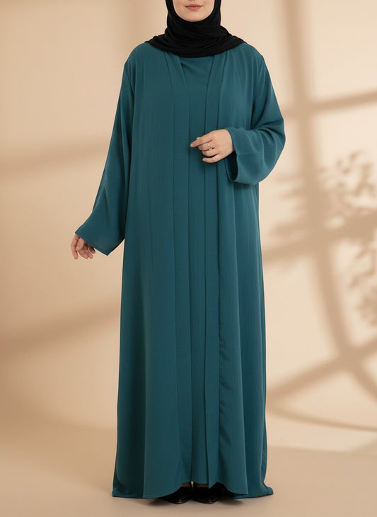 Nesthetics dreiteilige Abaya Anisa in Seegrün aus Jazz-Stoff mit Rundhalsausschnitt und schwarzem Hijab